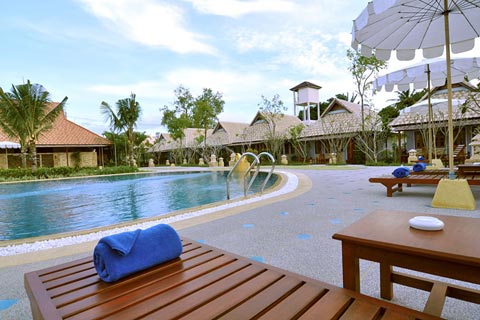 Swimming Pool - Chalong Villa Resort & Spa